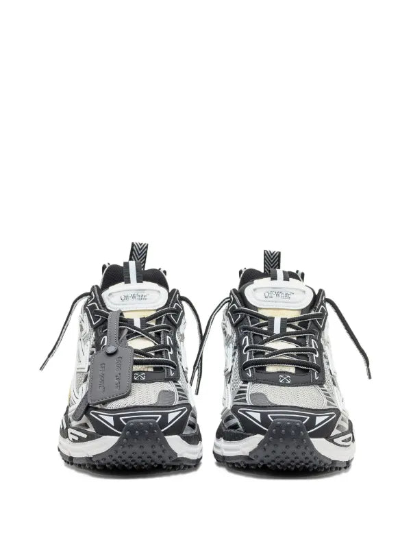 OFF-White be right back