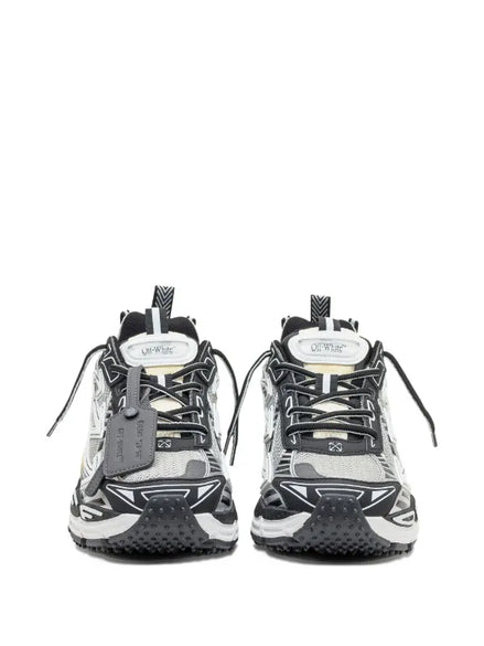 OFF-White be right back