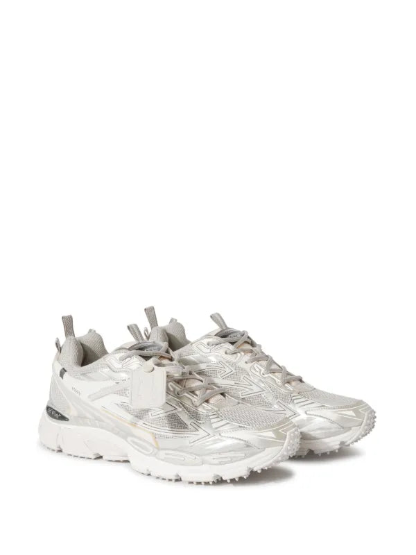 Off-white be right back