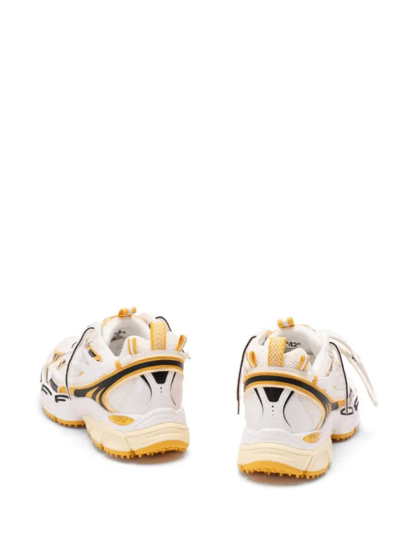 OFF-White be right back