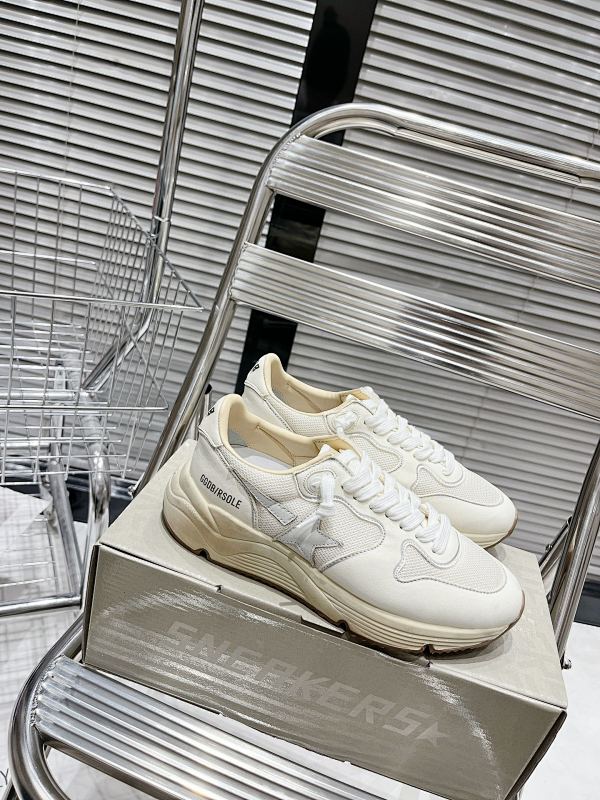 Golden Goose sneaker