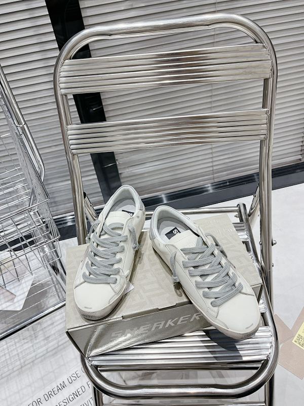Golden Goose sneaker