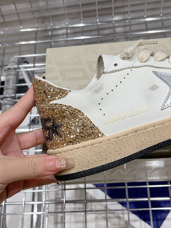Golden Goose sneaker