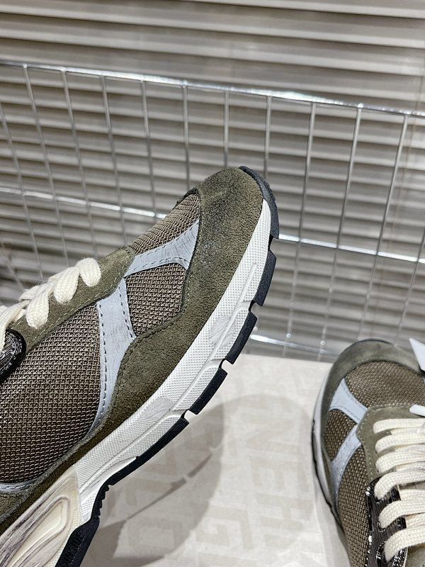 Golden Goose sneaker