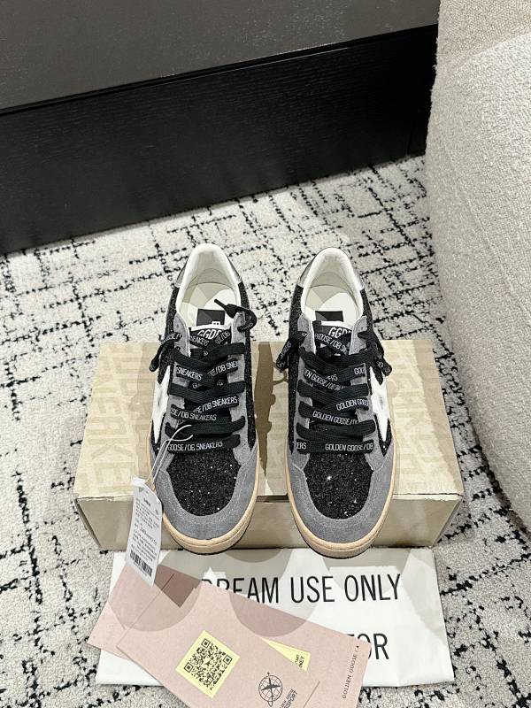 Golden Goose sneaker