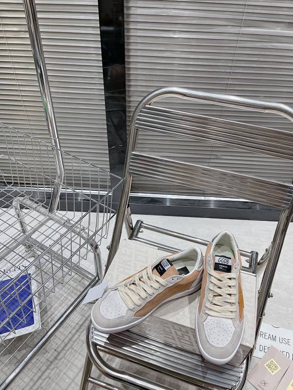 Golden Goose sneaker