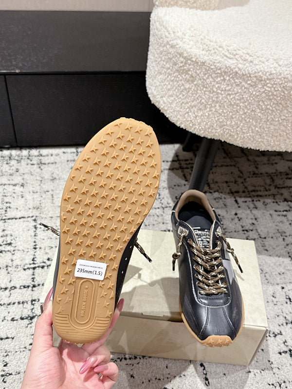 Golden Goose sneaker