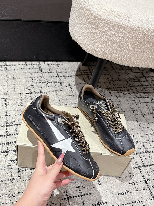 Golden Goose sneaker