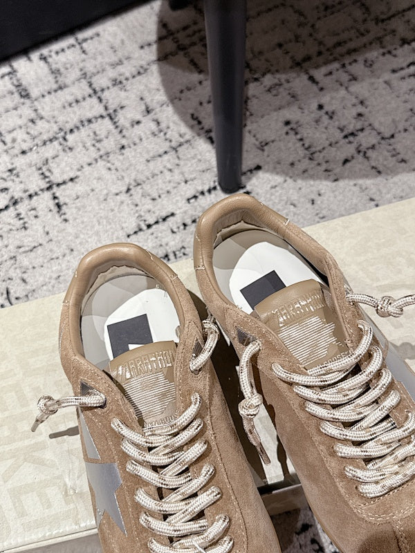 Golden Goose sneaker
