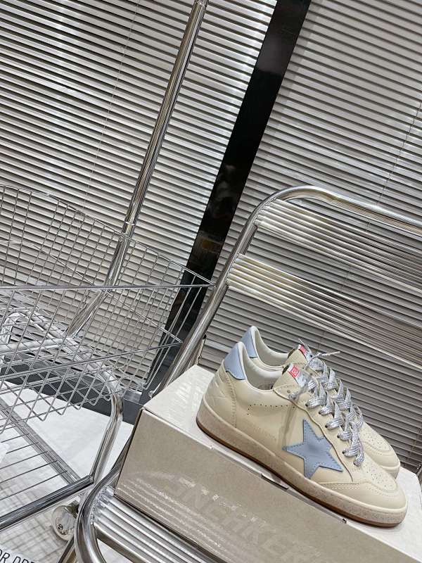 Golden Goose sneaker