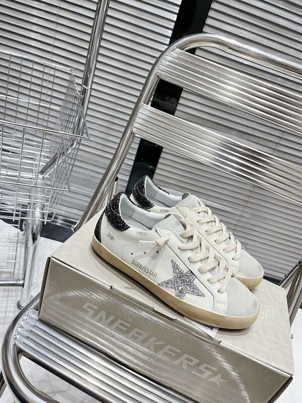 Golden Goose sneaker