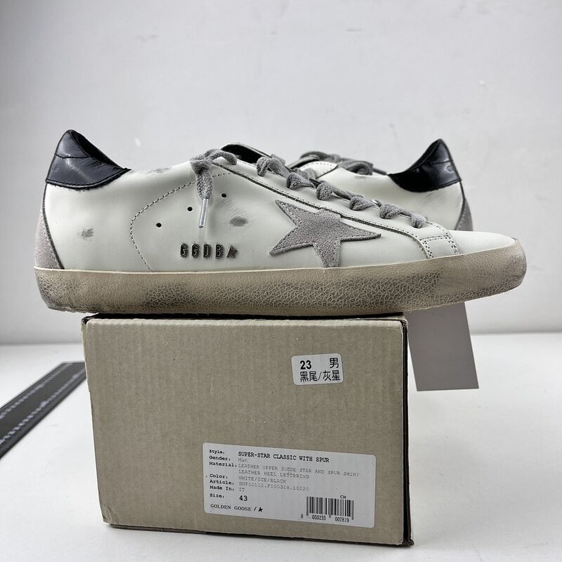 Golden Goose sneaker