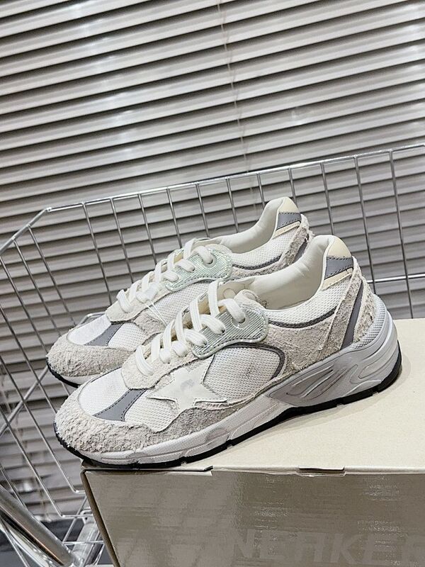 Golden Goose sneaker