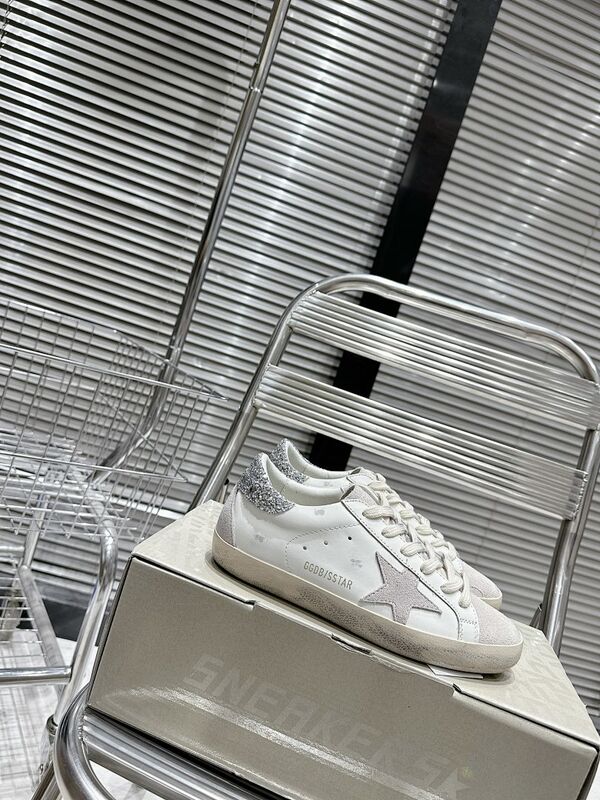 Golden Goose sneaker