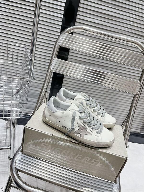 Golden Goose sneaker