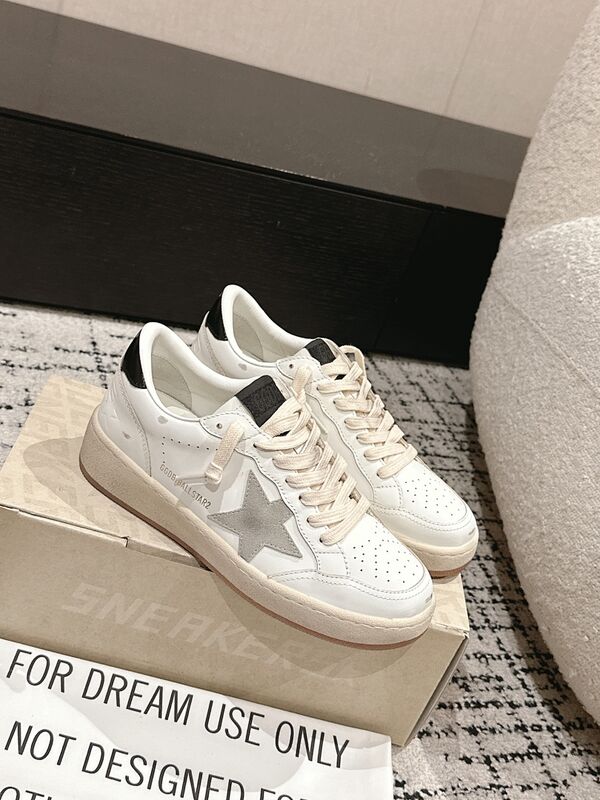 Golden Goose sneaker